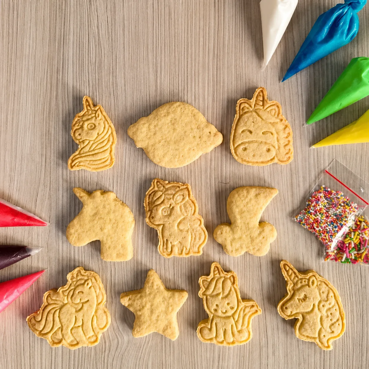 SWEETALICIOUS DIY Butter Cookies Hias Character Unicorn Mermaid Animal Transportation - isi 10, tampilan 1
