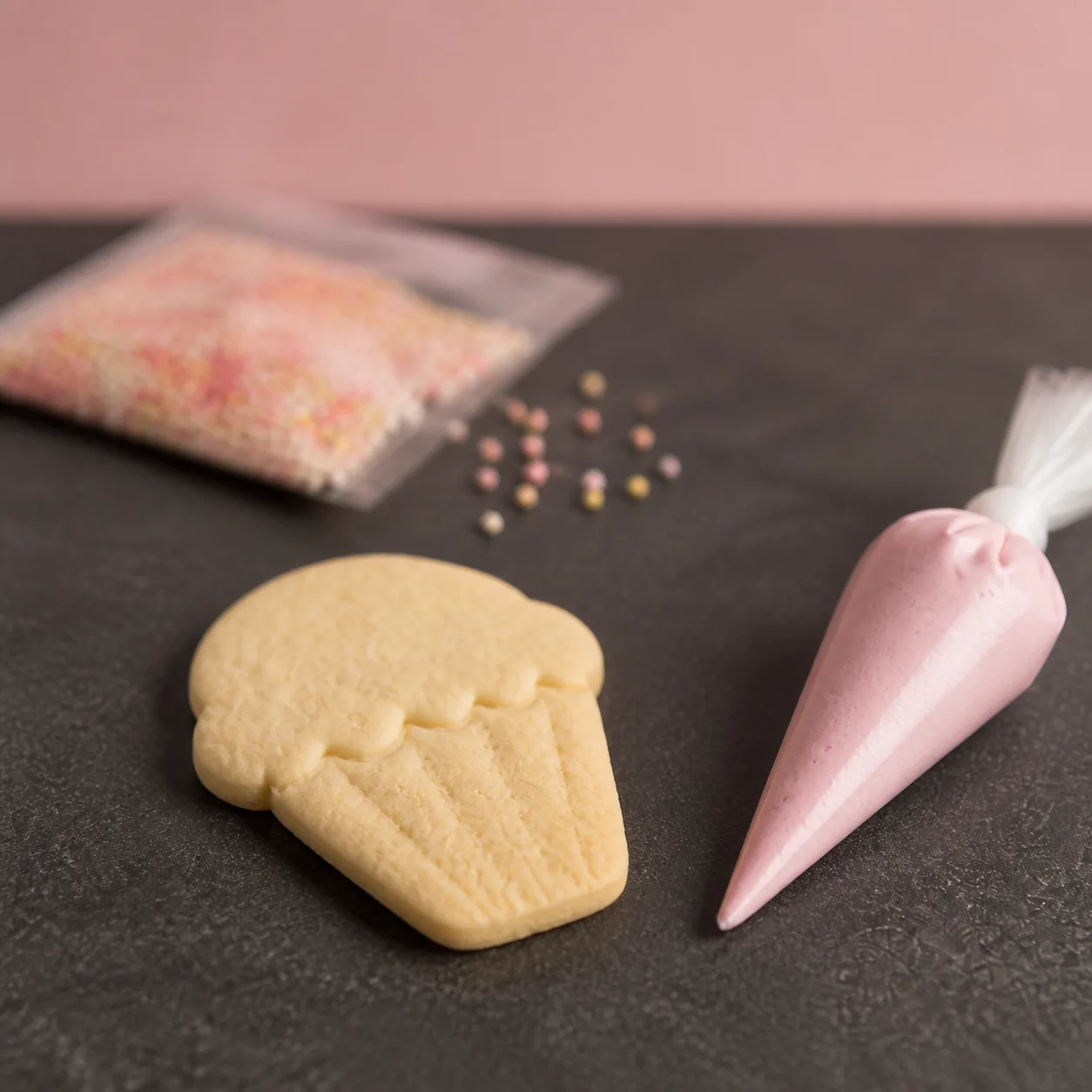 Box Hampers DIY Cookies - studio view 6