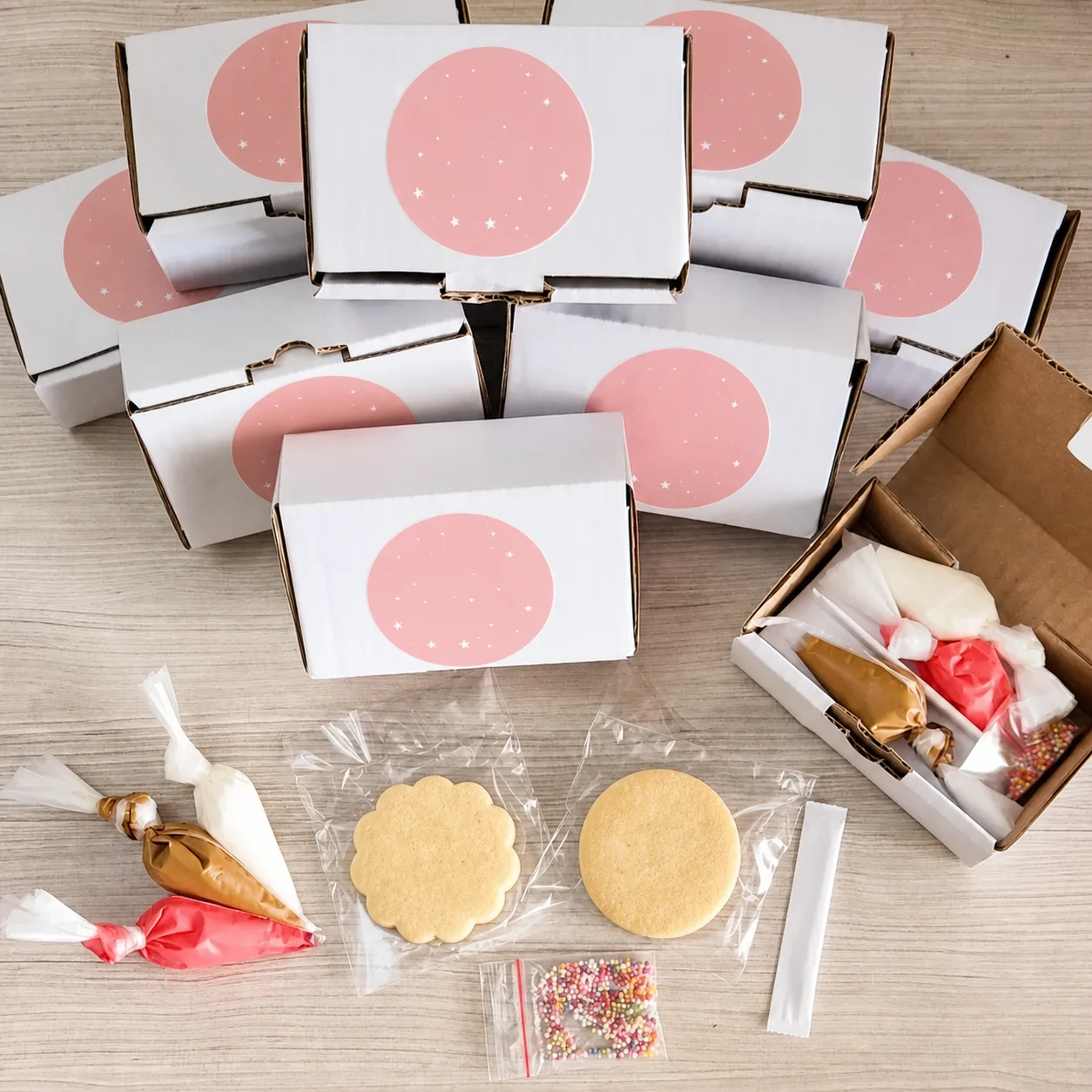 SWEETALICIOUS DIY Butter Cookies Hias Character for Hampers Souvenir Unik Ulang Tahun anak isi 2, tampilan 1