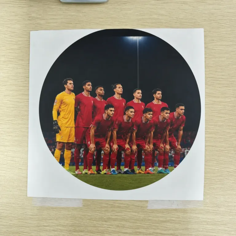 SALE Edible Print Icing Paper Ronaldo, Liverpool F.C, Manchester United MU, red square kotak, betty boop, varian Liverpool 16cm Icing